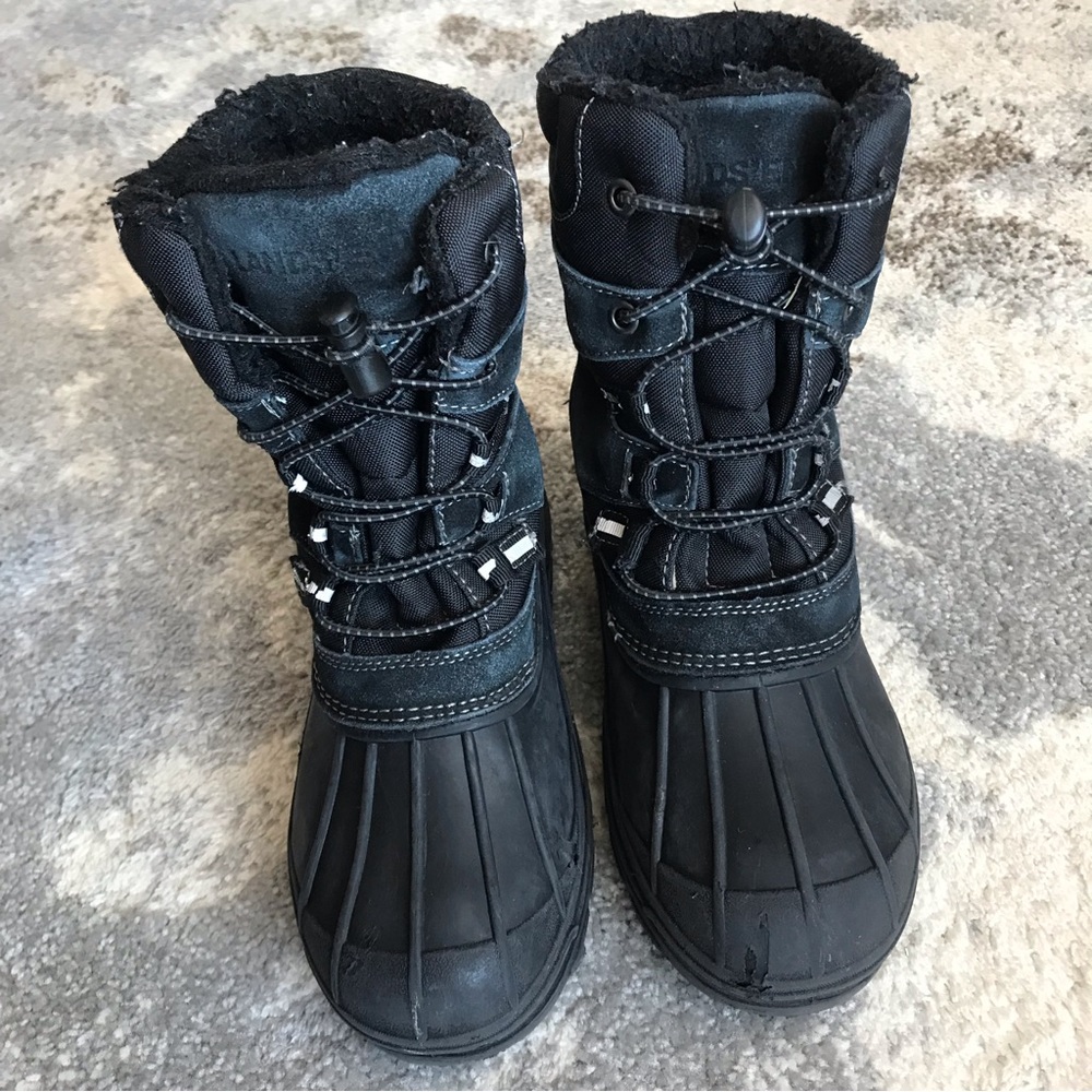 Boy’s Lands End winter snow boots size 3 black good used condition
